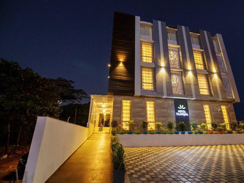 Hotel Tranquil Manipal Kültér fotó