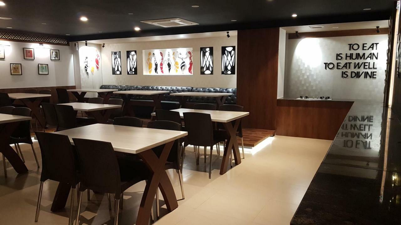 Hotel Tranquil Manipal Kültér fotó